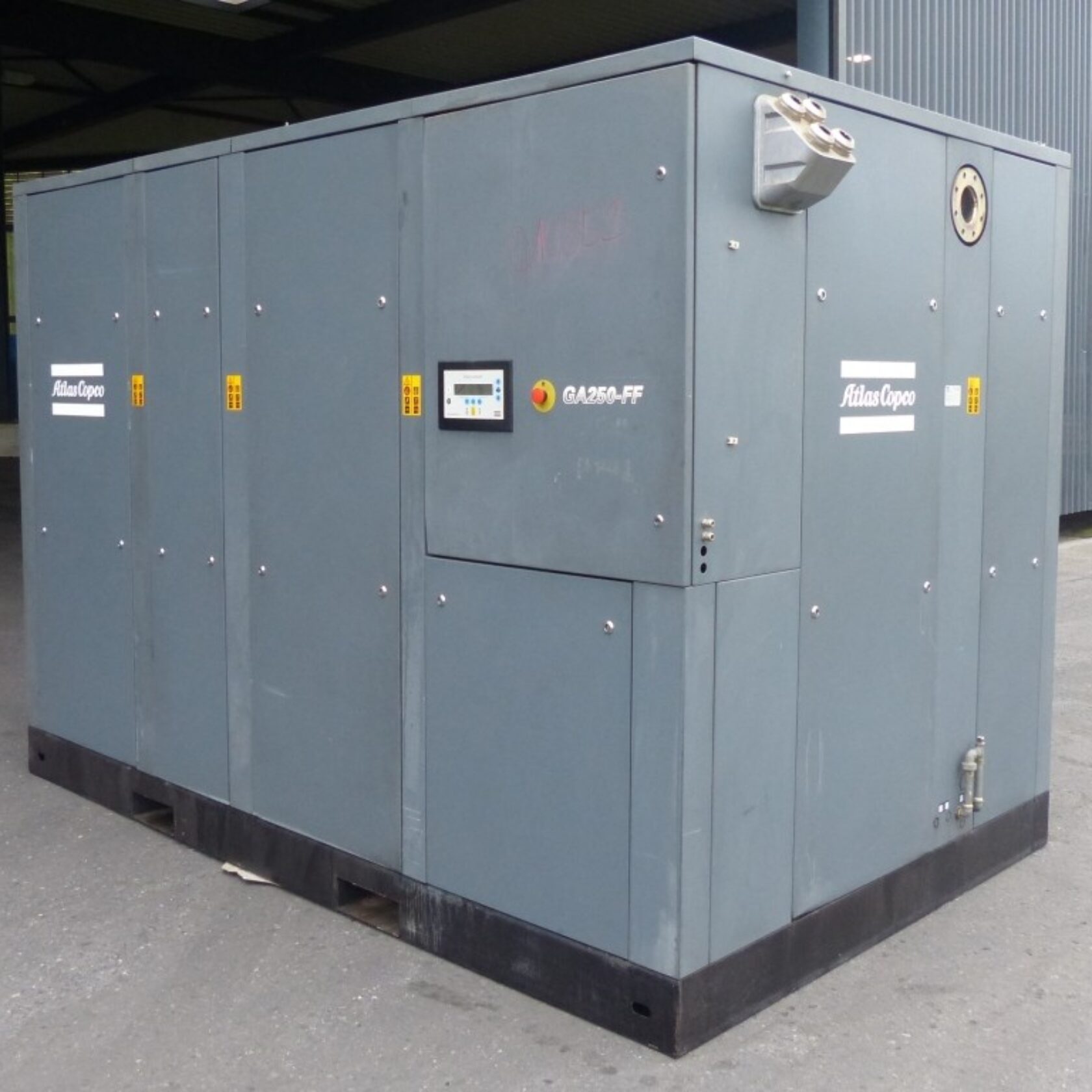 010853 Atlas Copco GA 250 FF GA250FF 01